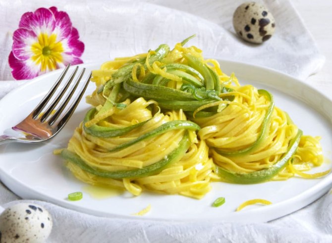 Tagliolini alla Carbonara di Zucchine con limone